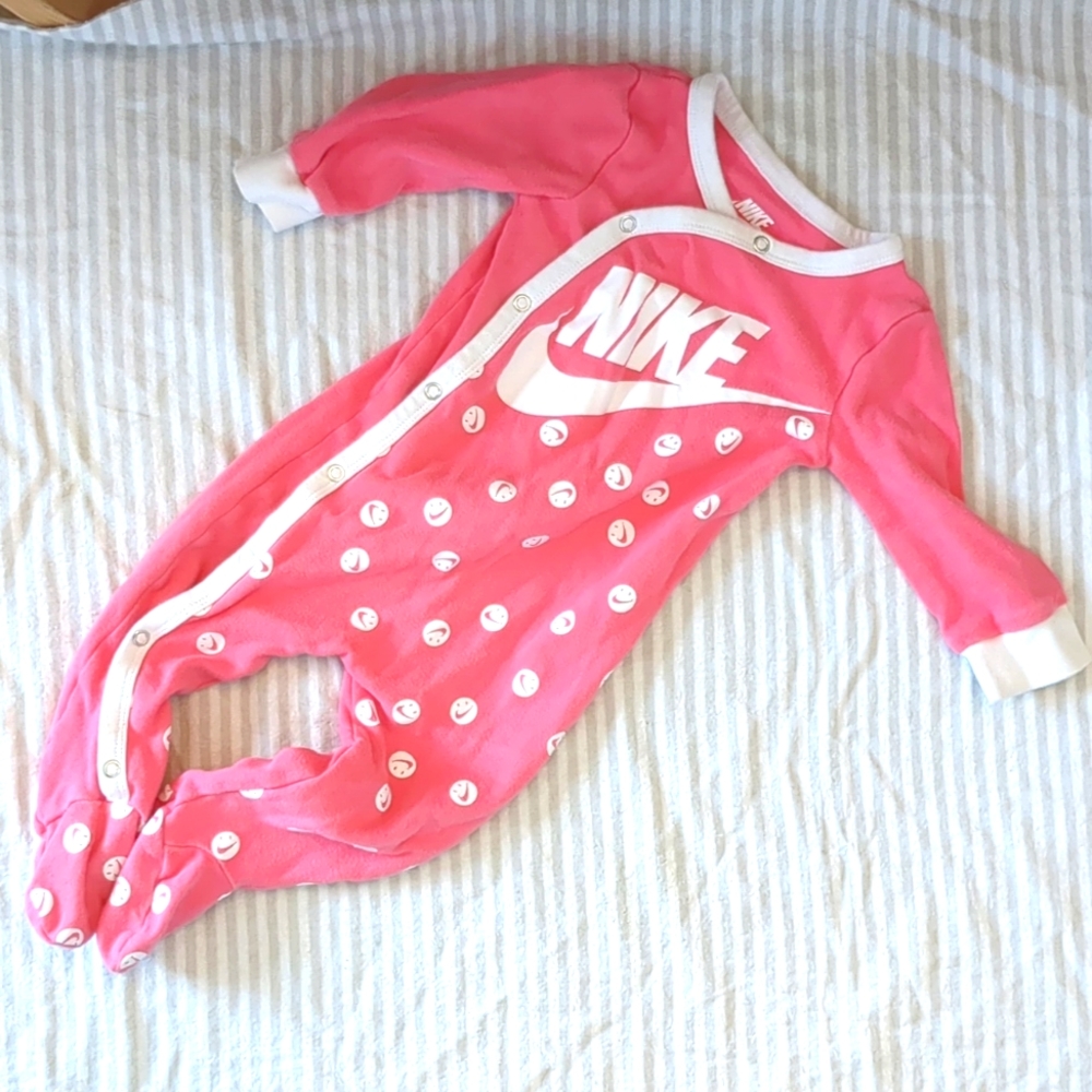 Nike 9m Baby Sleeper or sleep n play footed